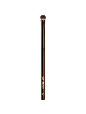 No 12 Beveled Shadow Brush